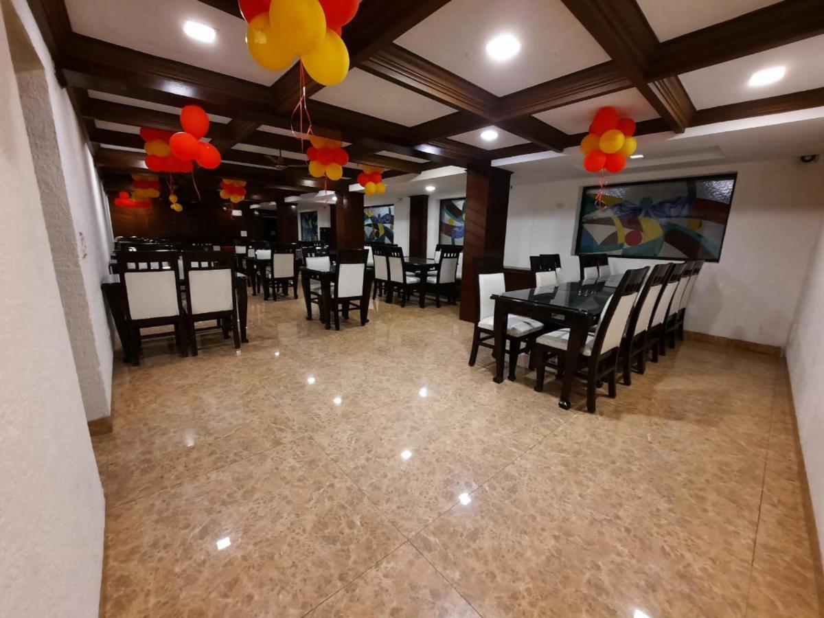 Hotel Basera ムスーリー エクステリア 写真