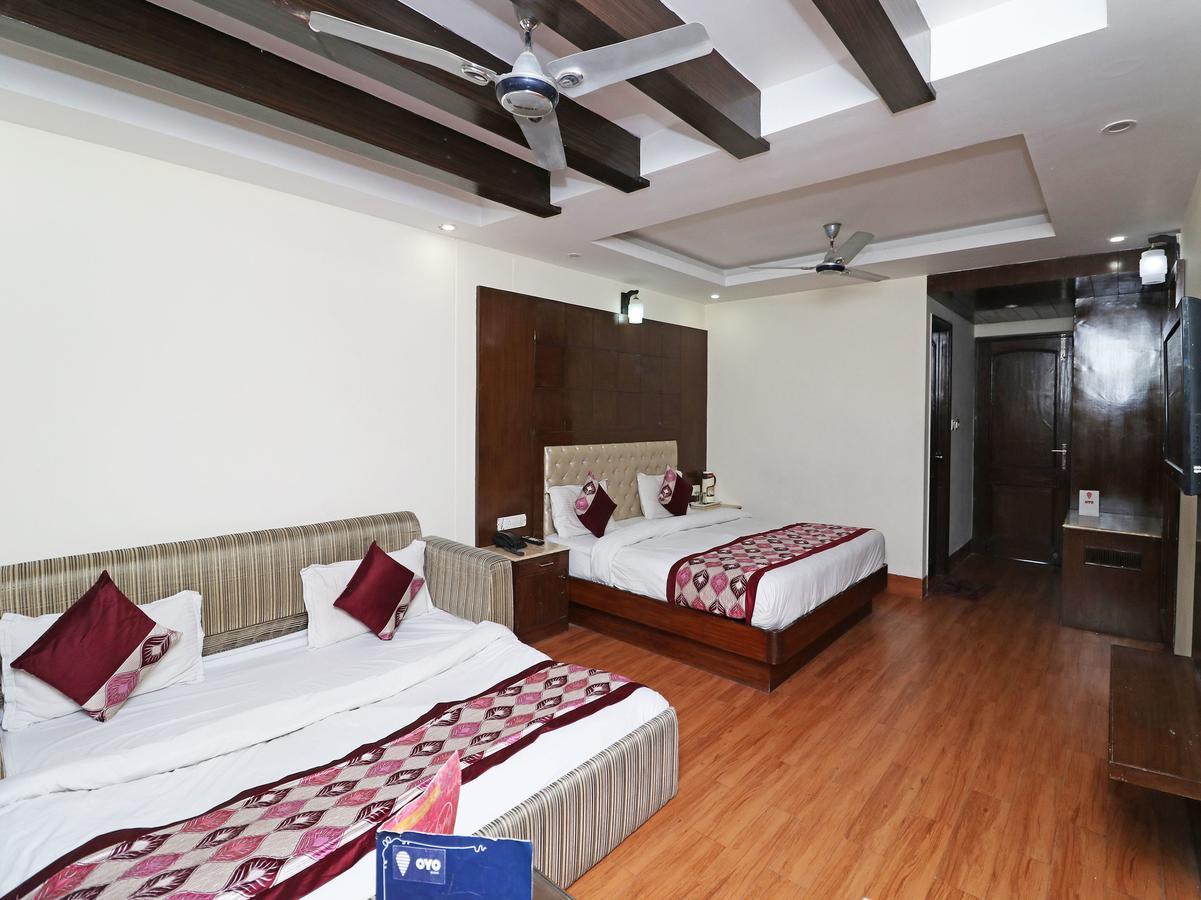Hotel Basera ムスーリー エクステリア 写真